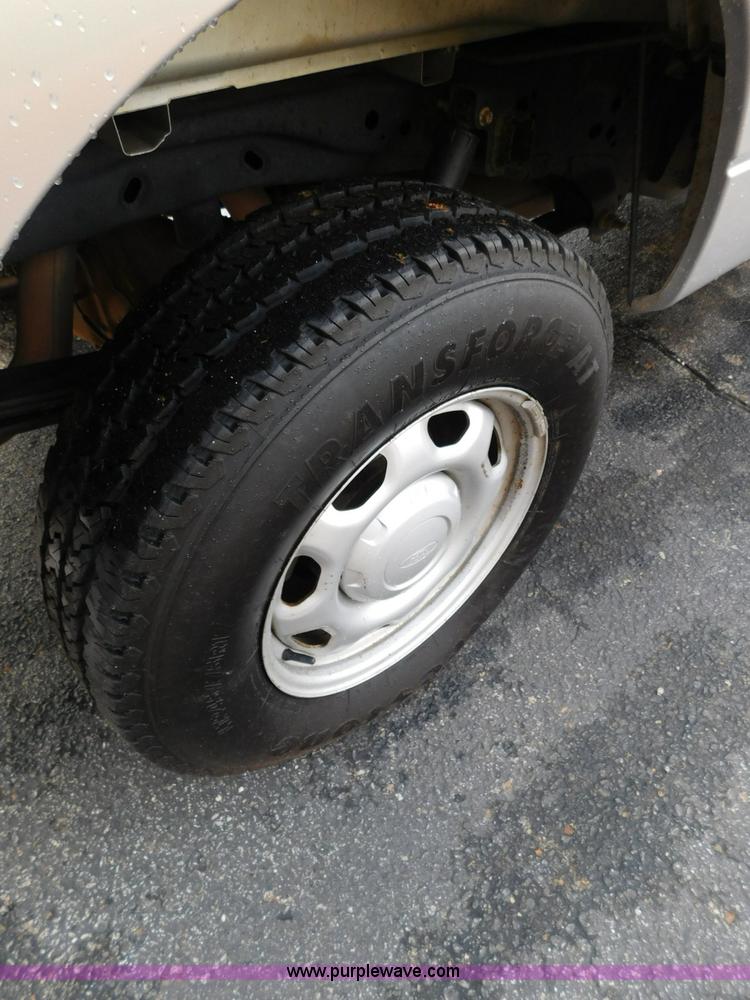 image for item L5866 2012 Ford F150 SuperCab pickup truck