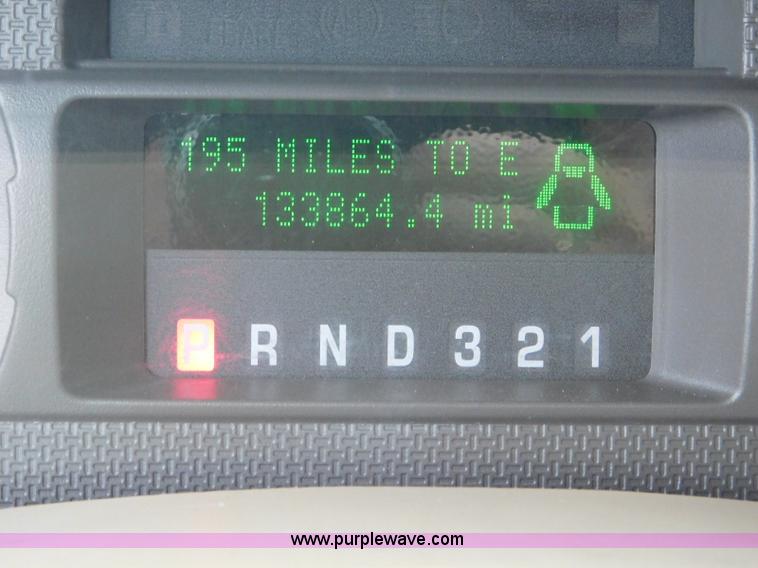 image for item L5867 2008 Ford F250 Super Duty pickup truck