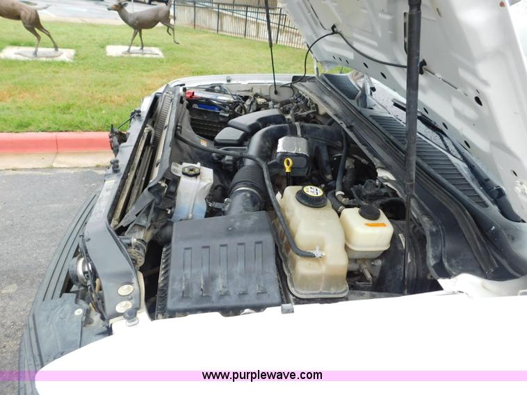 image for item L5867 2008 Ford F250 Super Duty pickup truck