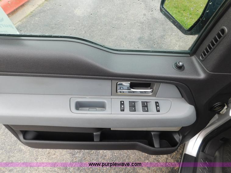 image for item L5868 2011 Ford F150 SuperCab pickup truck