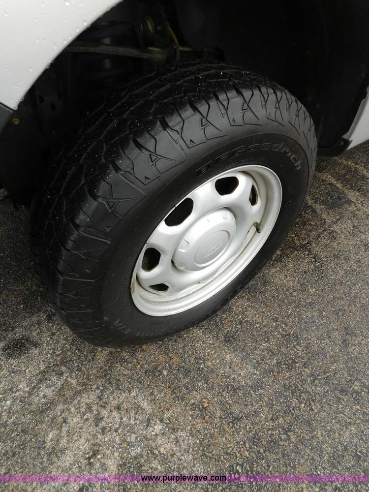 image for item L5868 2011 Ford F150 SuperCab pickup truck