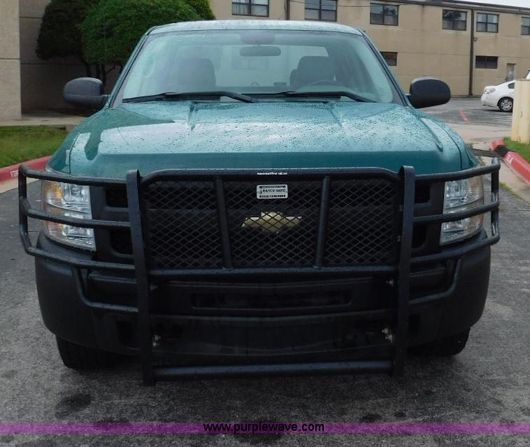 image for item L5870 2009 Chevrolet Silverado 1500 Ext. Cab pickup truck