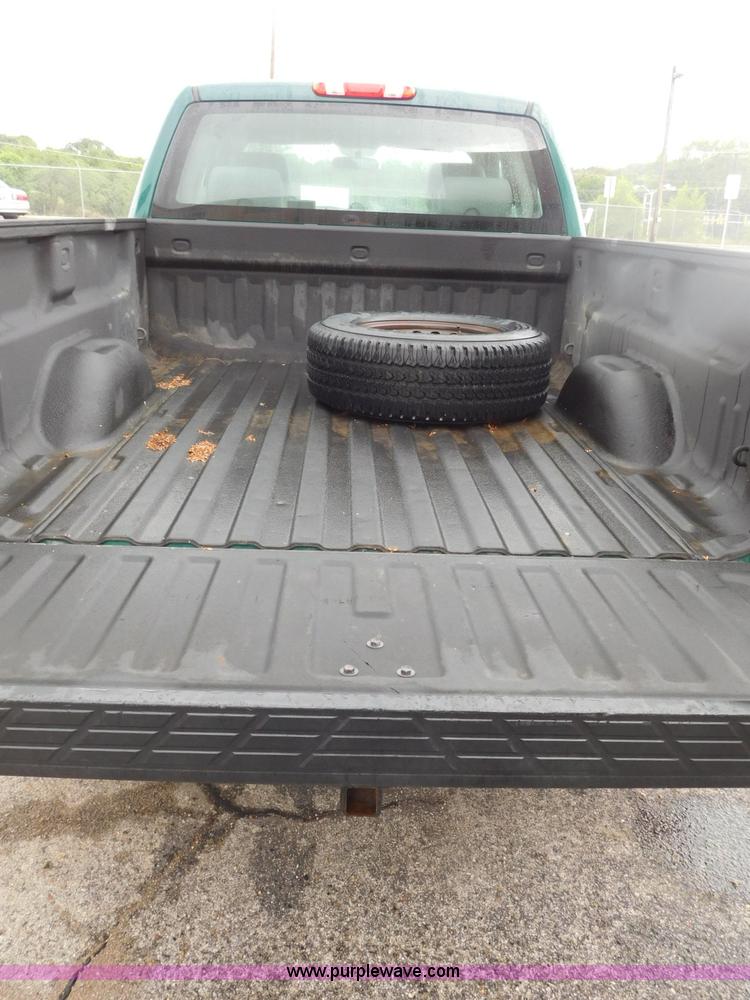 image for item L5870 2009 Chevrolet Silverado 1500 Ext. Cab pickup truck