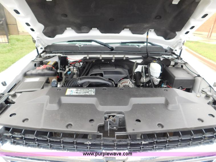 image for item L5871 2009 Chevrolet Silverado 2500HD Ext. Cab pickup truck