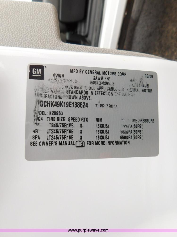 image for item L5871 2009 Chevrolet Silverado 2500HD Ext. Cab pickup truck