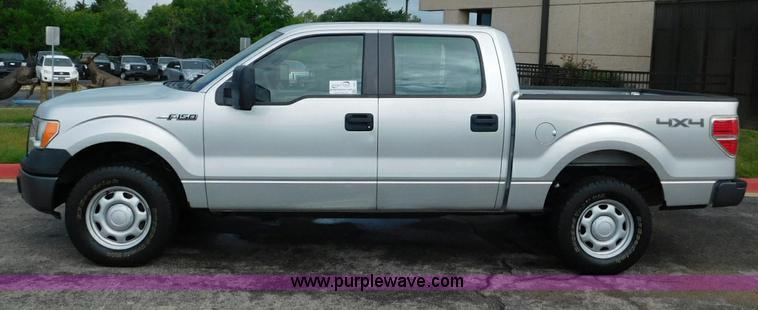 image for item L5872 2010 Ford F150 SuperCrew pickup truck