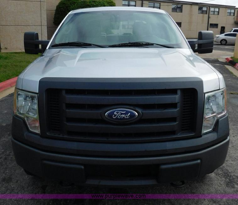 image for item L5872 2010 Ford F150 SuperCrew pickup truck