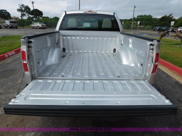 image for item L5872 2010 Ford F150 SuperCrew pickup truck