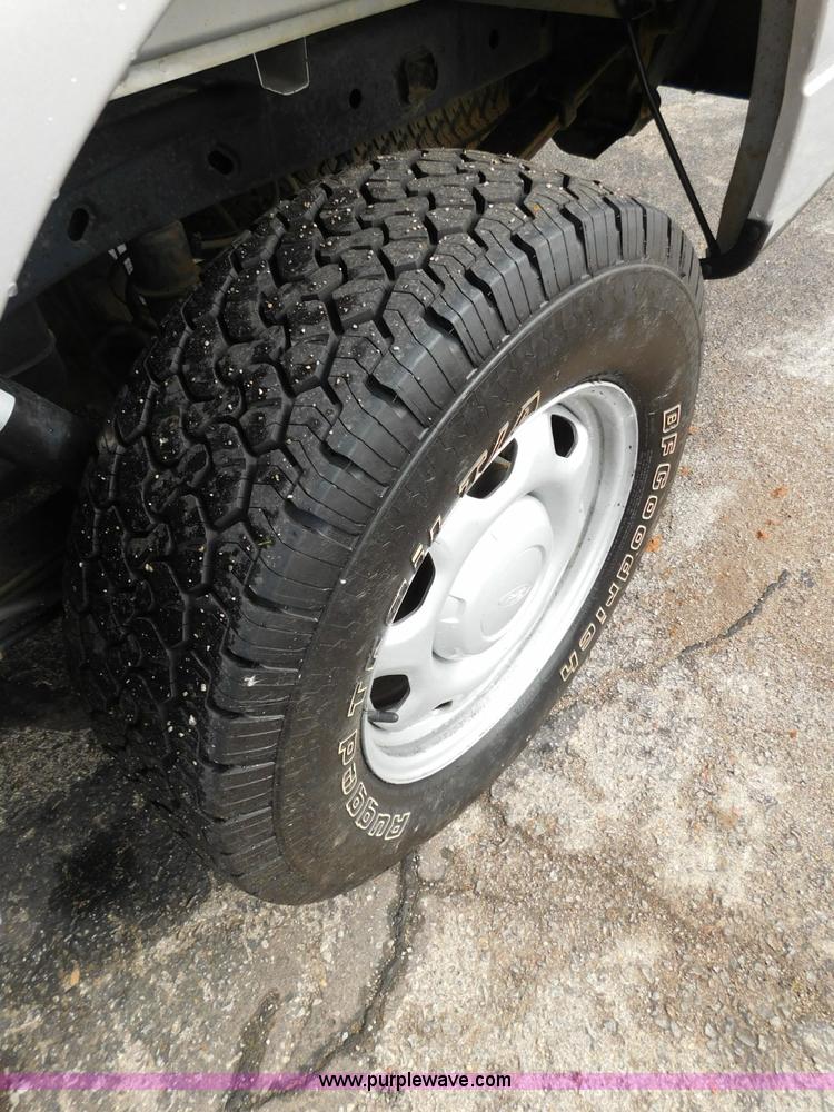 image for item L5872 2010 Ford F150 SuperCrew pickup truck