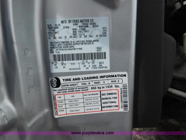 image for item L5872 2010 Ford F150 SuperCrew pickup truck