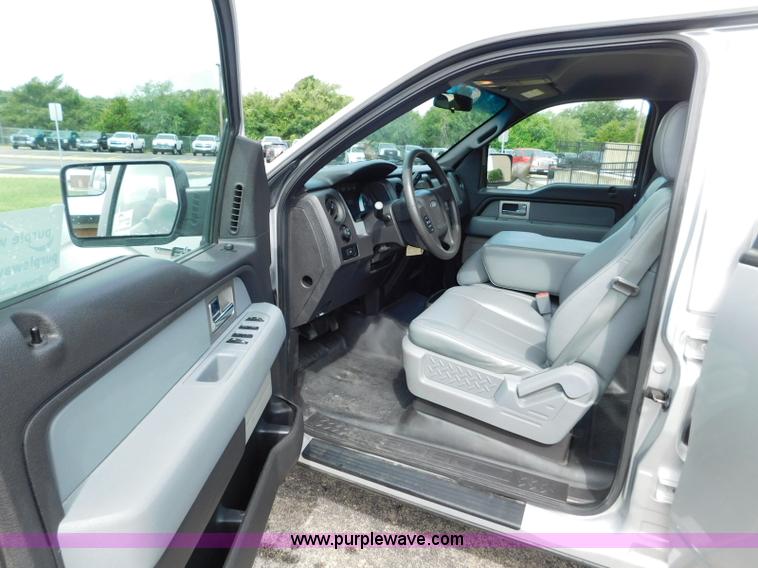 image for item L5873 2011 Ford F150 SuperCrew pickup truck