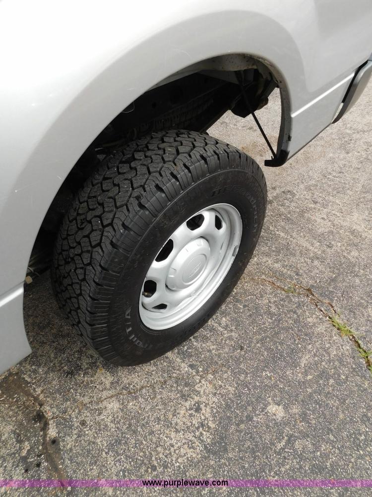 image for item L5873 2011 Ford F150 SuperCrew pickup truck