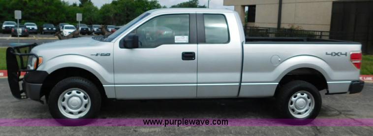 image for item L5874 2011 Ford F150 SuperCab pickup truck