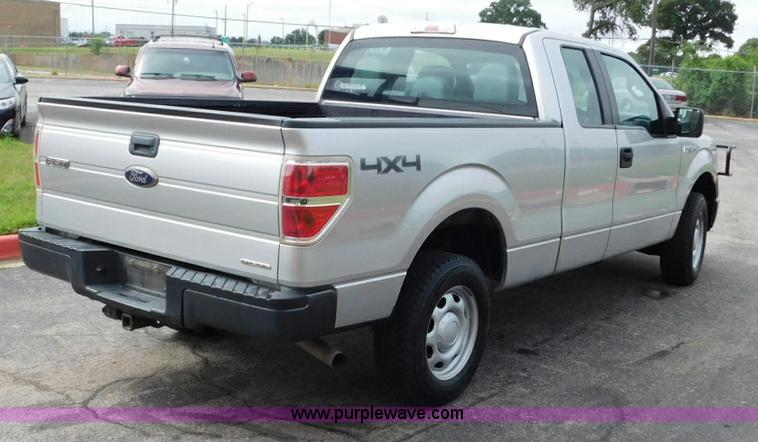 image for item L5874 2011 Ford F150 SuperCab pickup truck