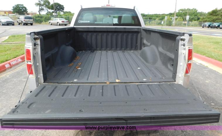 image for item L5874 2011 Ford F150 SuperCab pickup truck