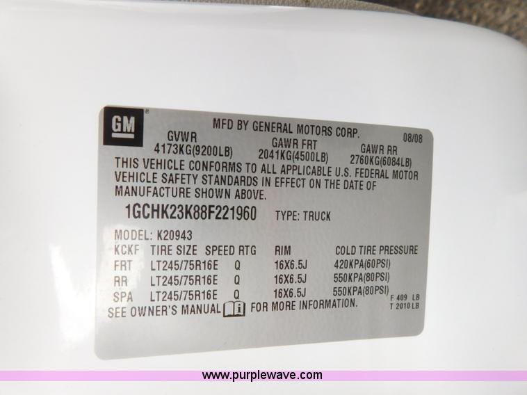 image for item L5875 2008 Chevrolet Silverado 2500HD Crew Cab pickup truck