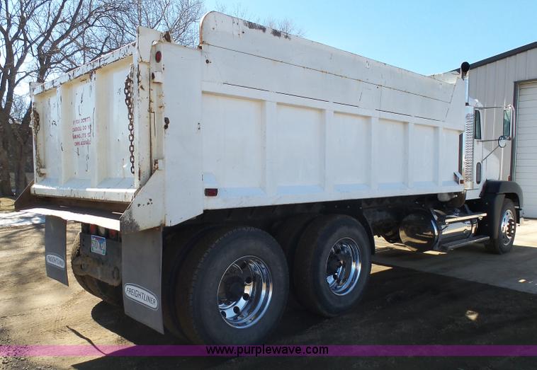 image for item AL9221 2000 Freightliner FLD dump truck