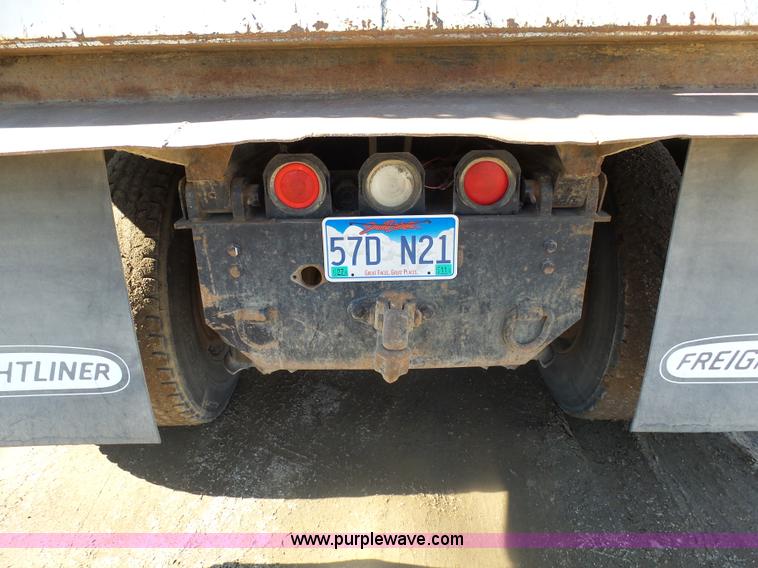 image for item AL9221 2000 Freightliner FLD dump truck