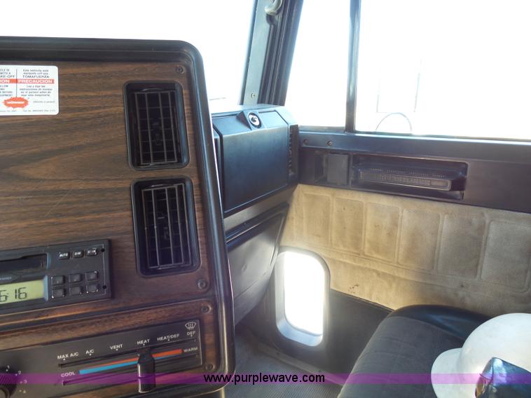 image for item AL9221 2000 Freightliner FLD dump truck