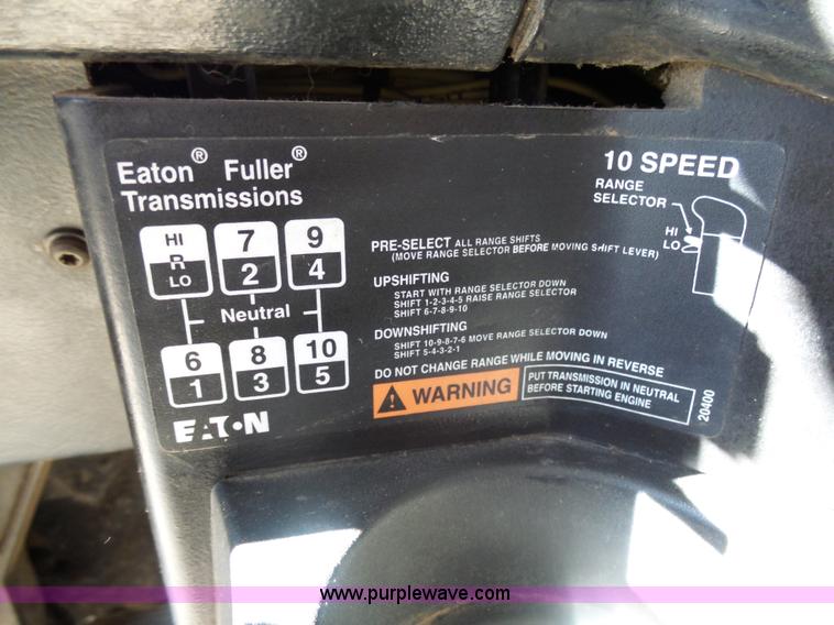 image for item AL9221 2000 Freightliner FLD dump truck