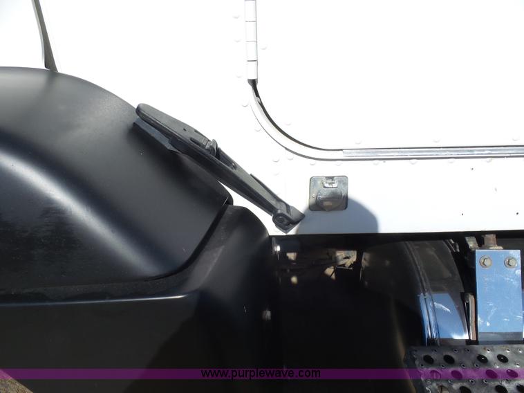 image for item AL9221 2000 Freightliner FLD dump truck