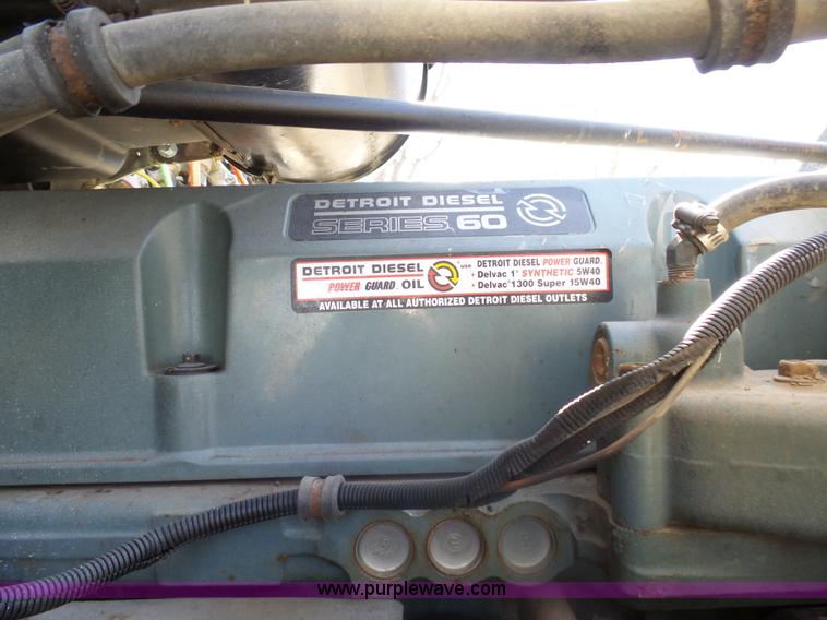 image for item AL9221 2000 Freightliner FLD dump truck