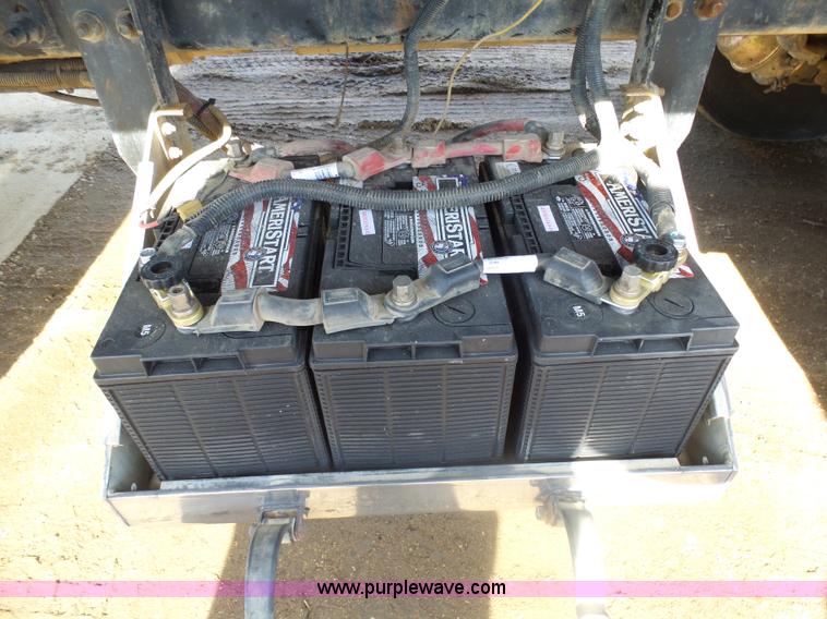 image for item AL9221 2000 Freightliner FLD dump truck