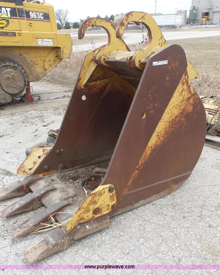 image for item BF9087 Excavator bucket
