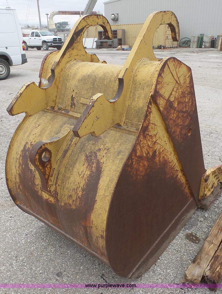 image for item BF9087 Excavator bucket