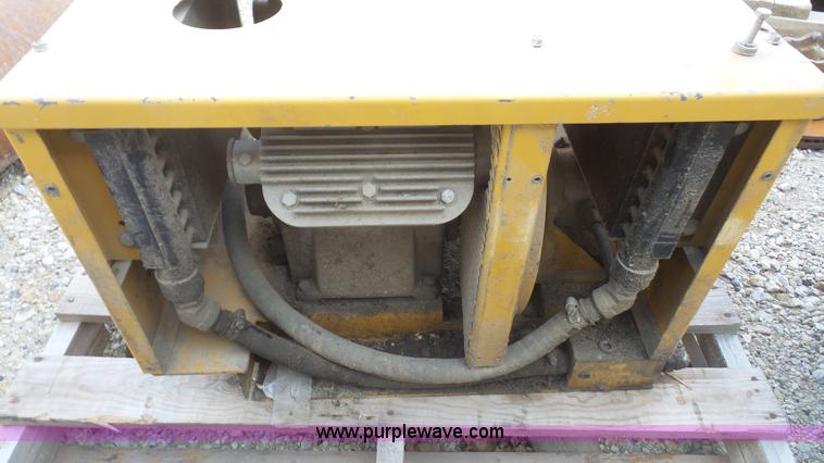 image for item BF9094 Assorted tools