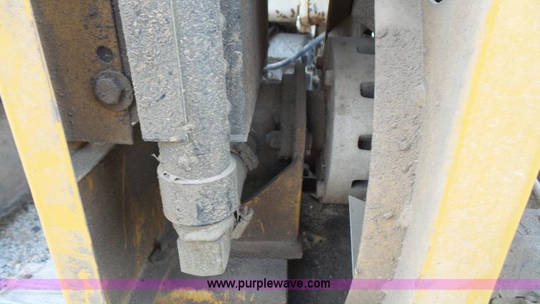 image for item BF9094 Assorted tools