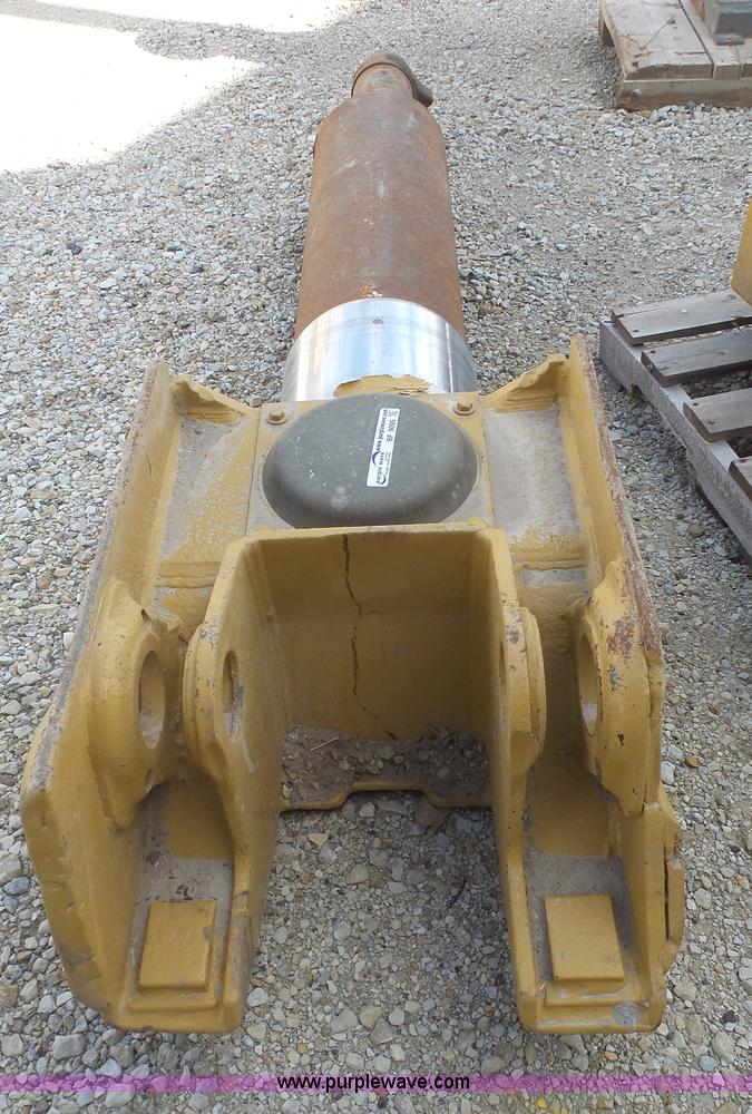 image for item BF9095 Caterpillar D8 undercarriage yoke track adjuster