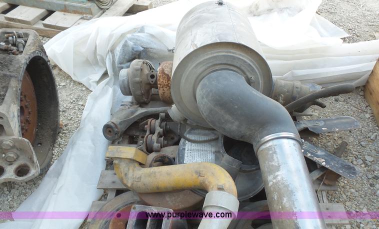 image for item BF9096 Cummins 855 diesel engine