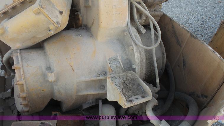 image for item BF9097 Caterpillar 637D scraper rear transmission