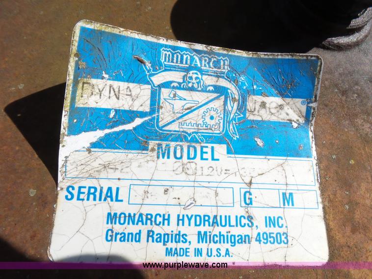 image for item BG9148 Holmes 440 wrecker bed