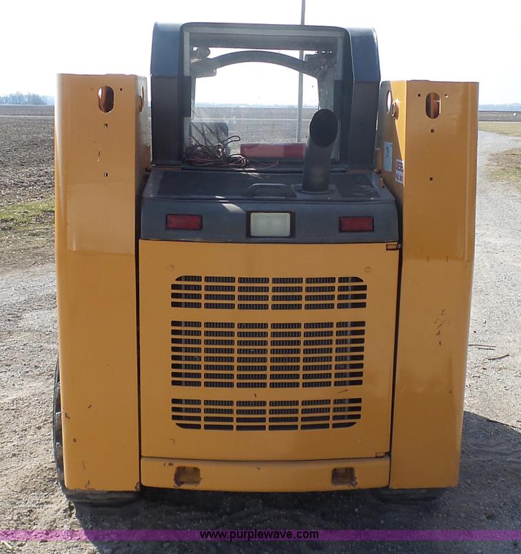 image for item BH9389 2005 Case 420 skid steer