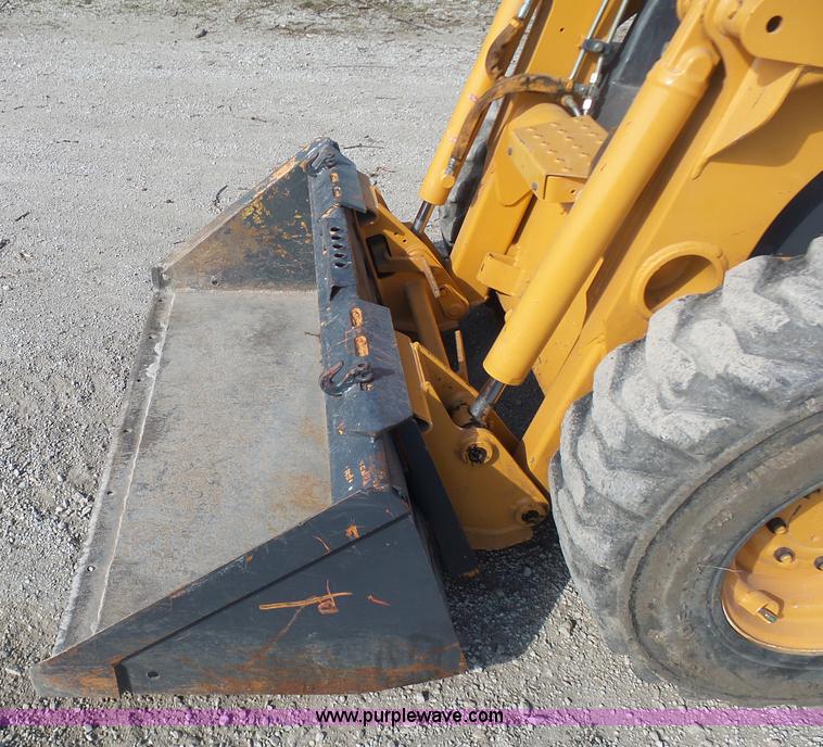 image for item BH9389 2005 Case 420 skid steer