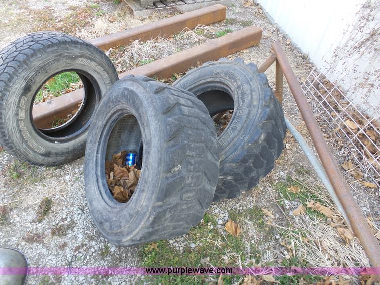 image for item BH9389 2005 Case 420 skid steer