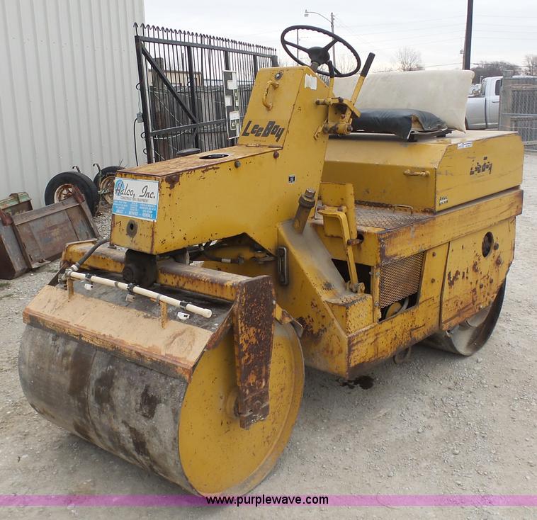 image for item BH9409 Lee Boy double drum roller