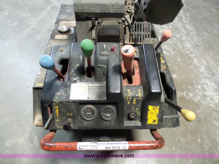 image for item BH9410 Ditch Witch 1820H trencher