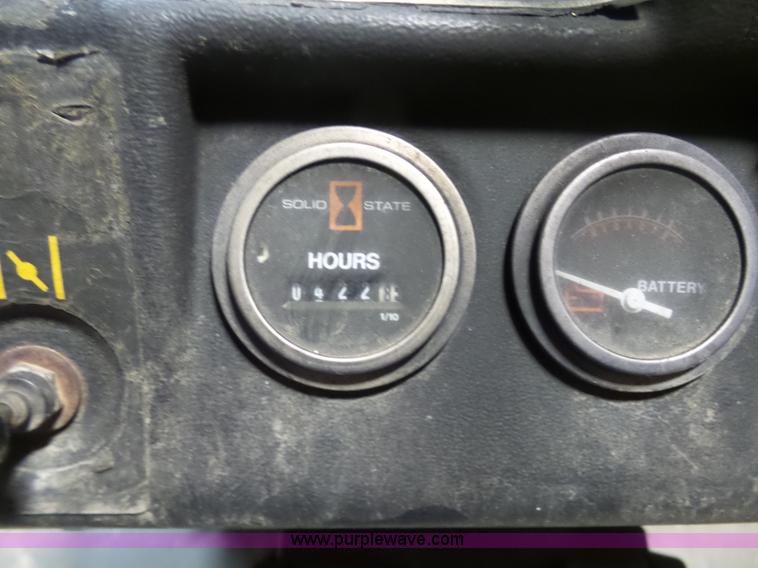 image for item BH9410 Ditch Witch 1820H trencher