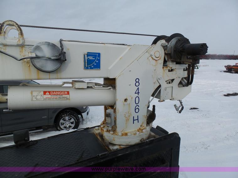 image for item BH9436 2004 Ford F650 Super Duty service truck with crane