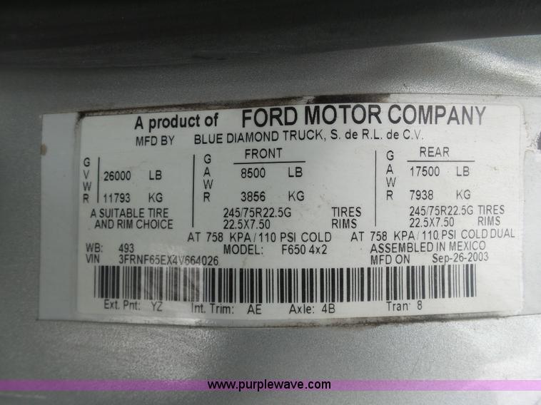 image for item BH9436 2004 Ford F650 Super Duty service truck with crane