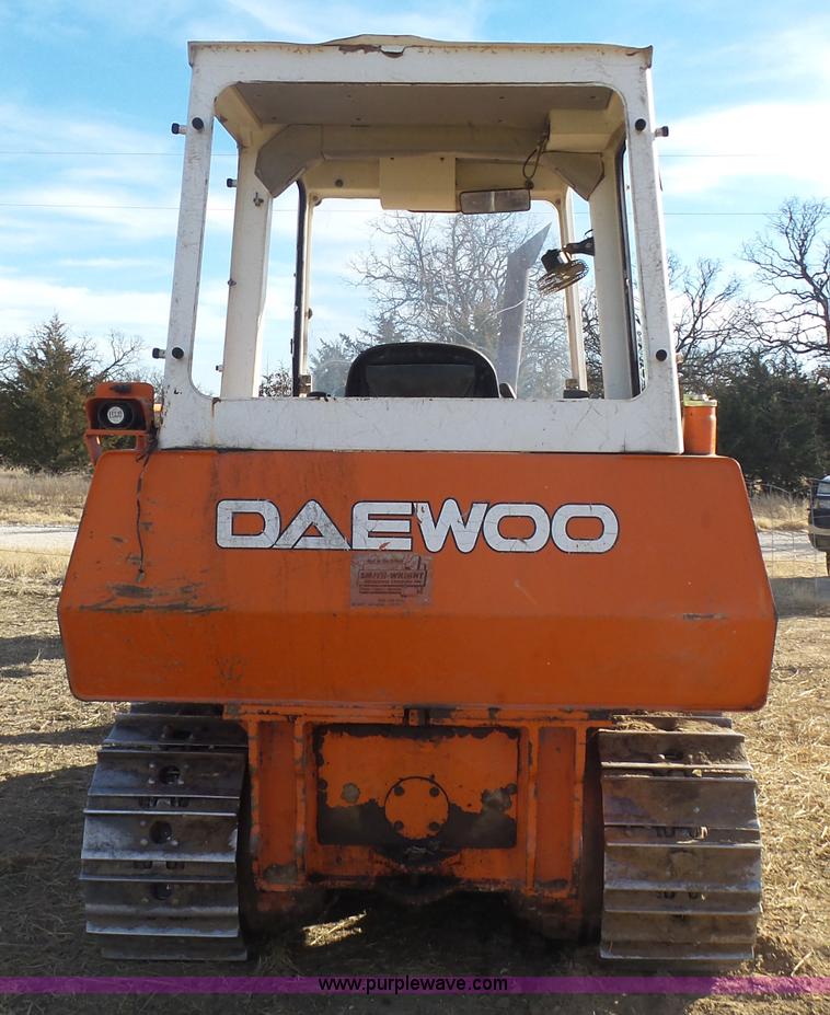 image for item F1161 2000 Daewoo DD80L dozer