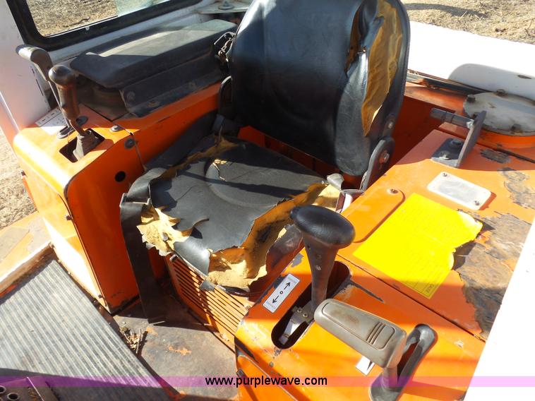 image for item F1161 2000 Daewoo DD80L dozer