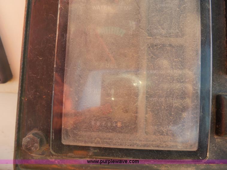 image for item F1161 2000 Daewoo DD80L dozer