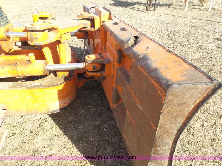 image for item F1161 2000 Daewoo DD80L dozer