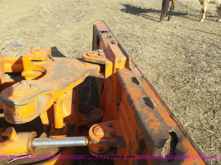 image for item F1161 2000 Daewoo DD80L dozer