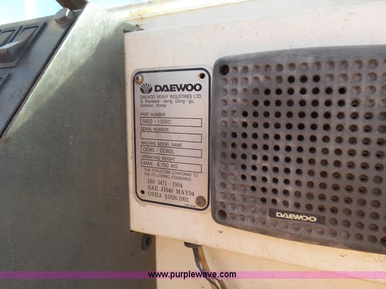 image for item F1161 2000 Daewoo DD80L dozer