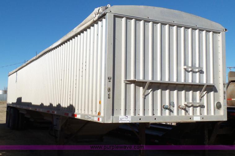 image for item J1278 1983 Chamberlin JAGH-700 double hopper grain trailer